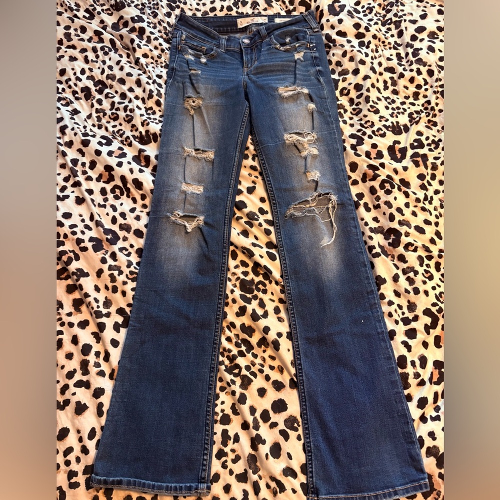 Distressed Hollister size 5L low rise boot